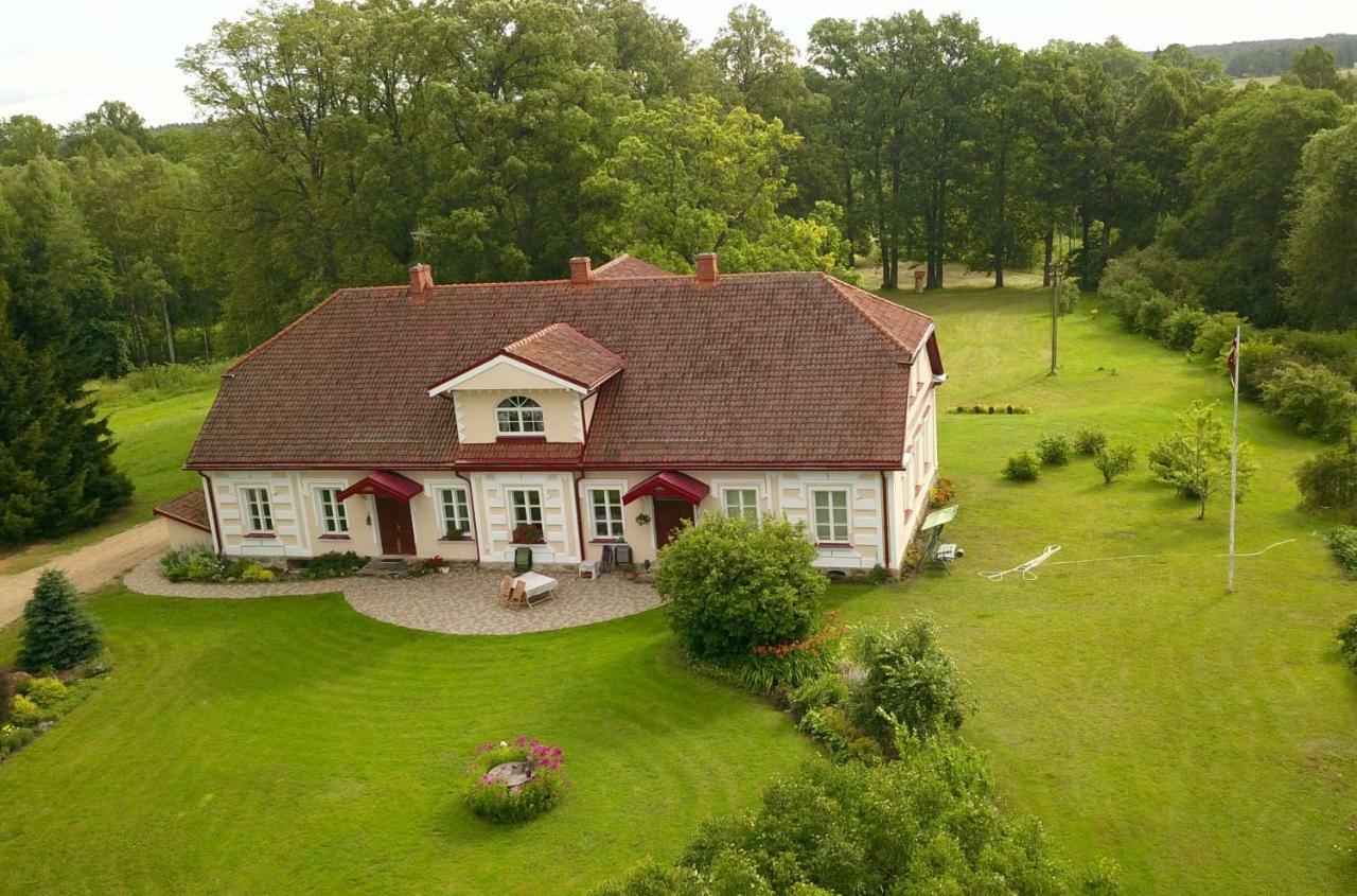 Bear Manor Lacu Muizina Pāle المظهر الخارجي الصورة